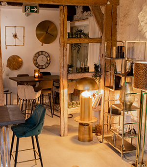 Showroom mit Richmond Möbel und Richmond Deko- und Accessoires